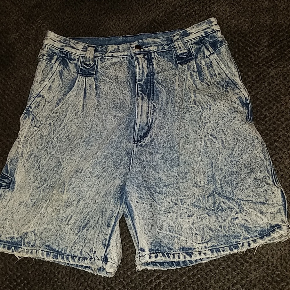 Vintage acid wash shorts! Sierra Pacific size 34